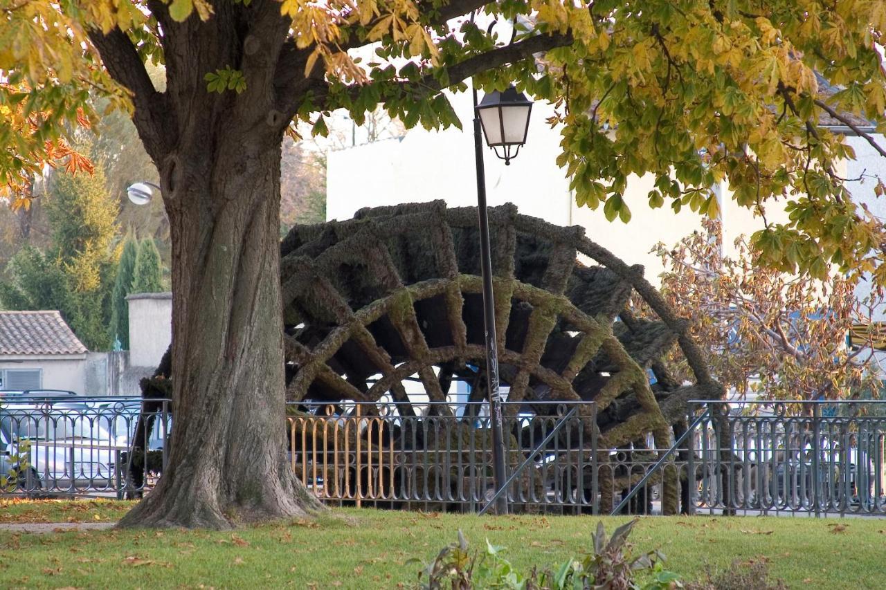 Chez Marielle Villa LʼIsle-sur-la-Sorgue Exteriör bild